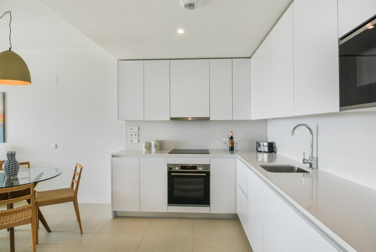 Split-level With & Private Rooftop *